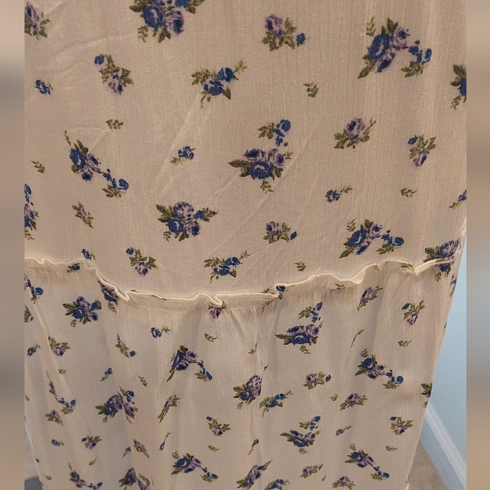 Love Tree White and Purple Floral A-Line Skirt - Picture 3 of 4